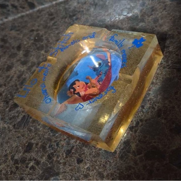BluemoonShopUS Lilo & Stitch Ash Tray - Picture 2 of 4